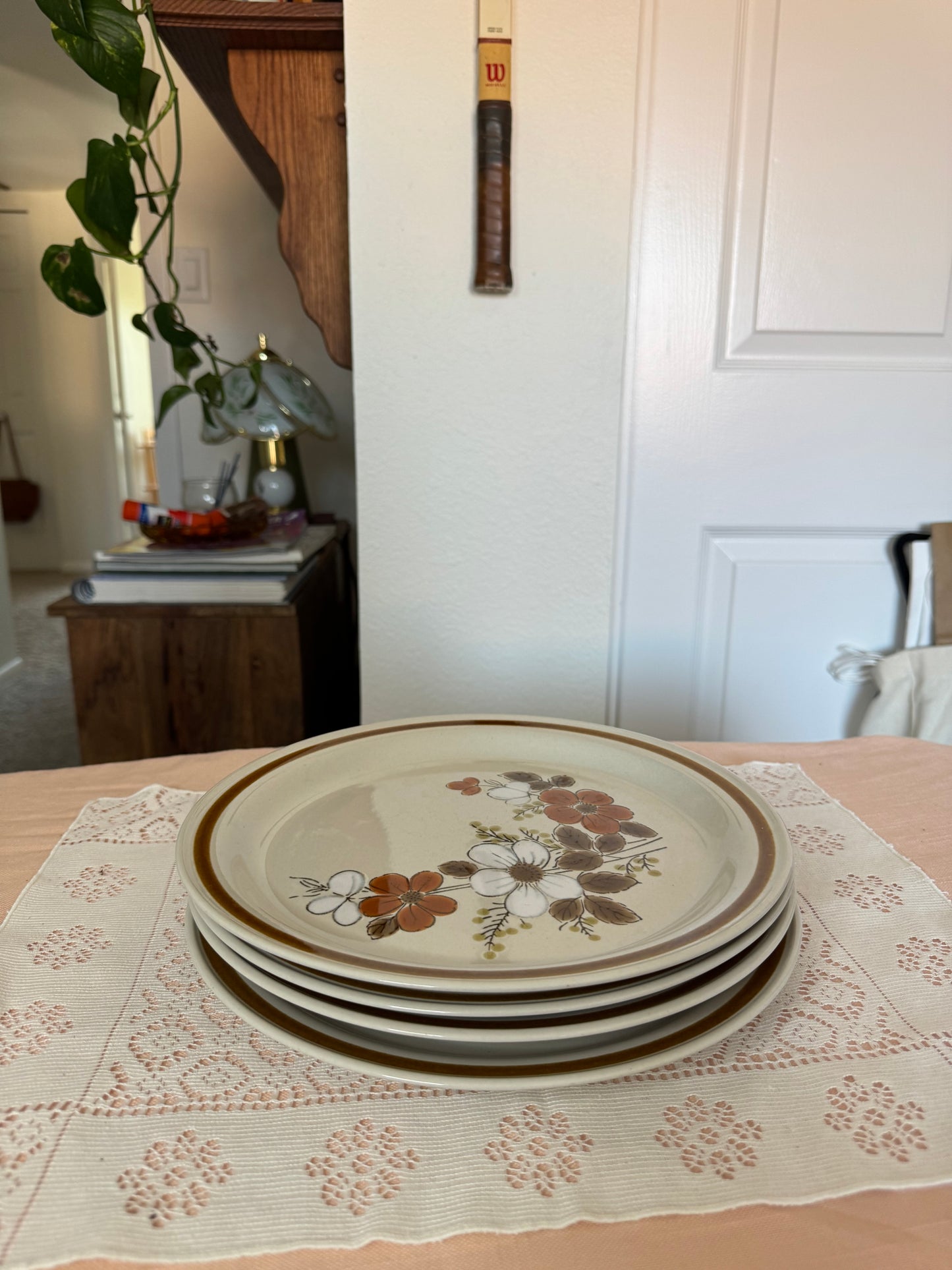 Vintage Highland Florals Collection Dinner Plates, set of 4