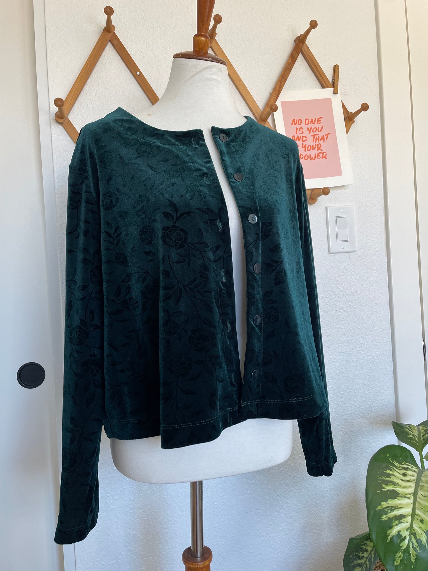 Vintage Green Velvet Floral Cardigan (M)