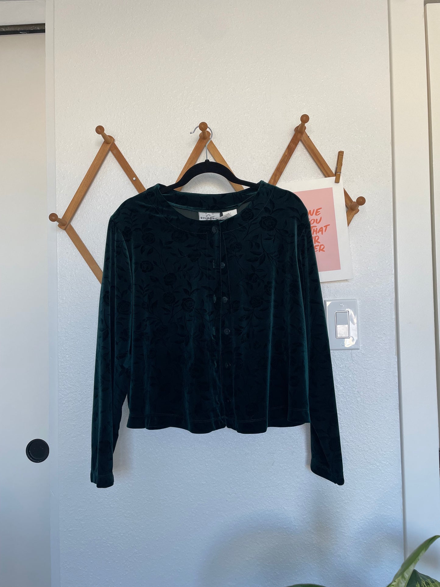 Vintage Green Velvet Floral Cardigan (M)