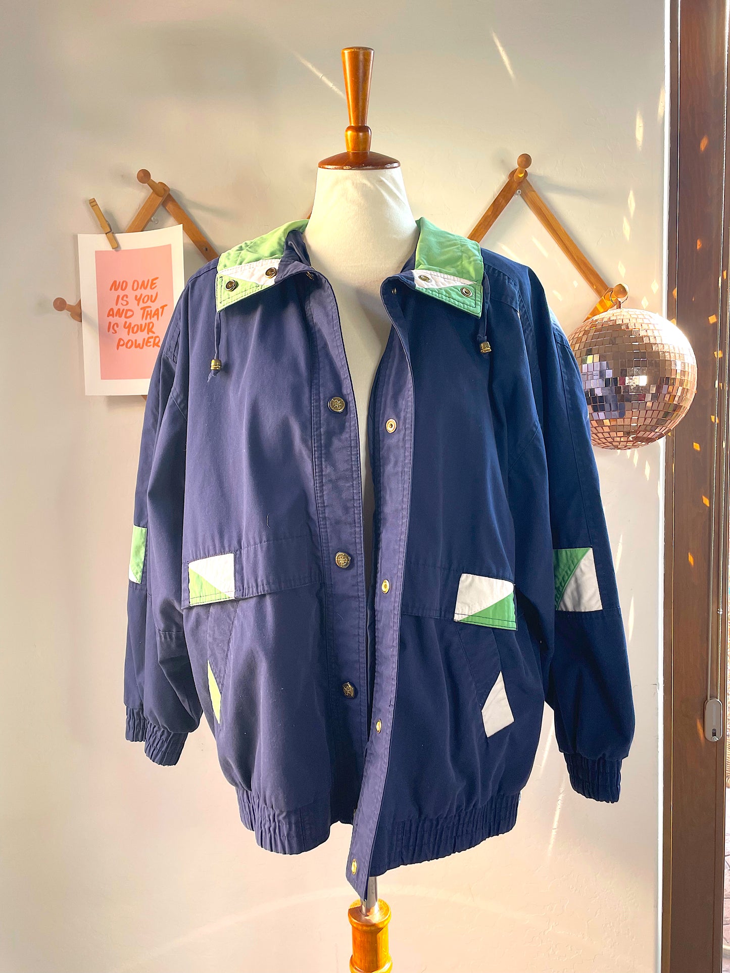 Vintage Navy & Green Windbreaker (L)