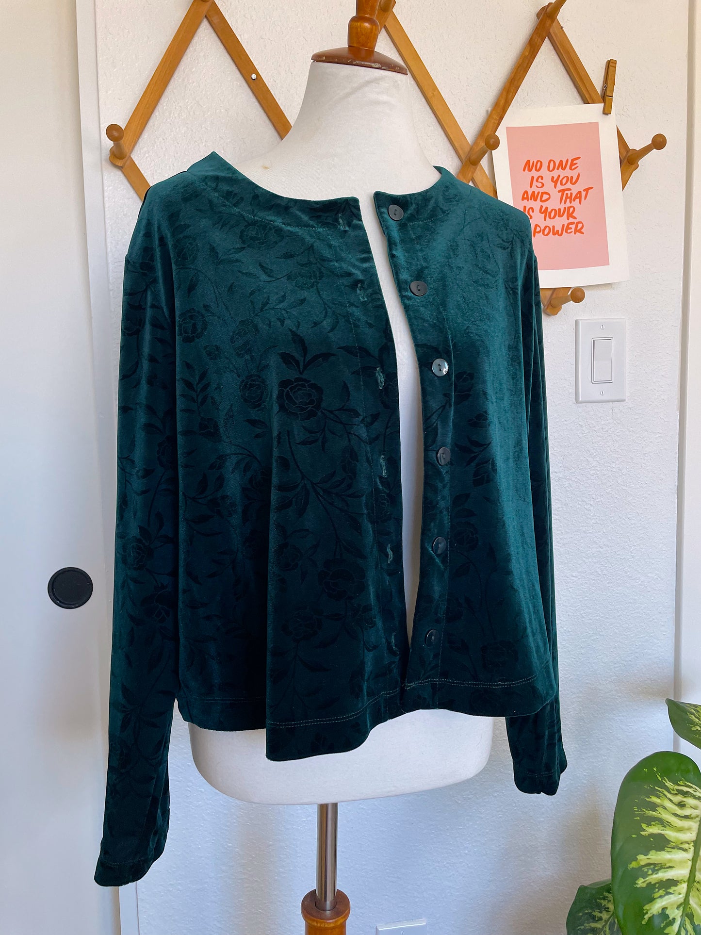 Vintage Green Velvet Floral Cardigan (M)