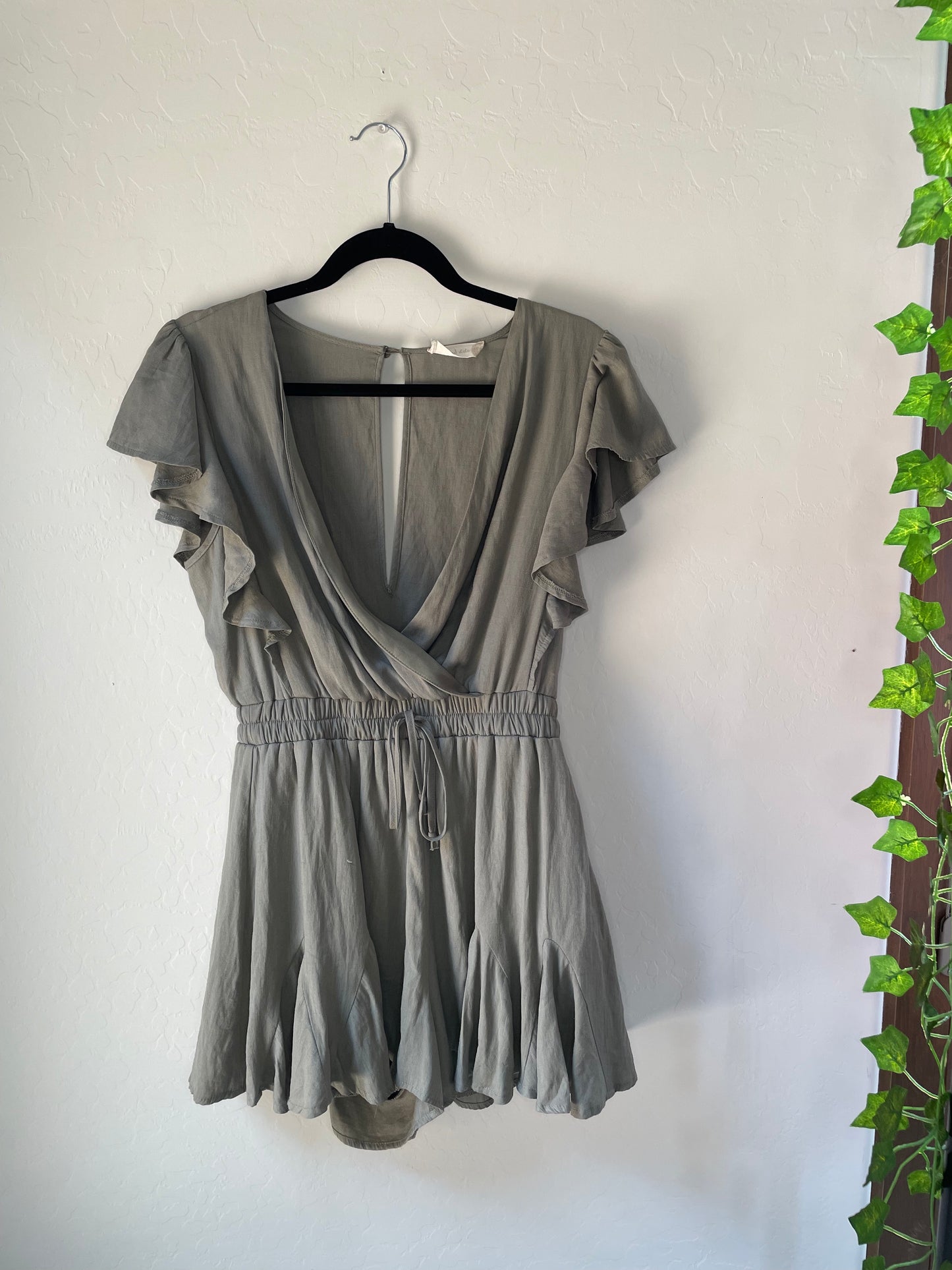 Green Ruffle Romper (M)