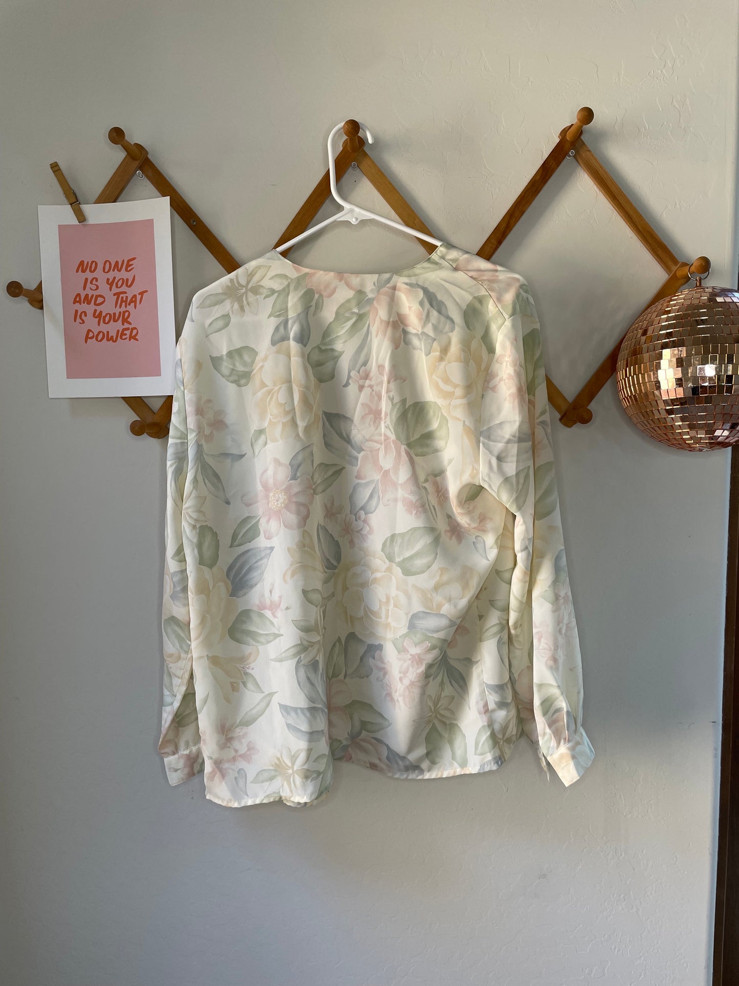 Vintage Sheer Floral Button-Up (L)