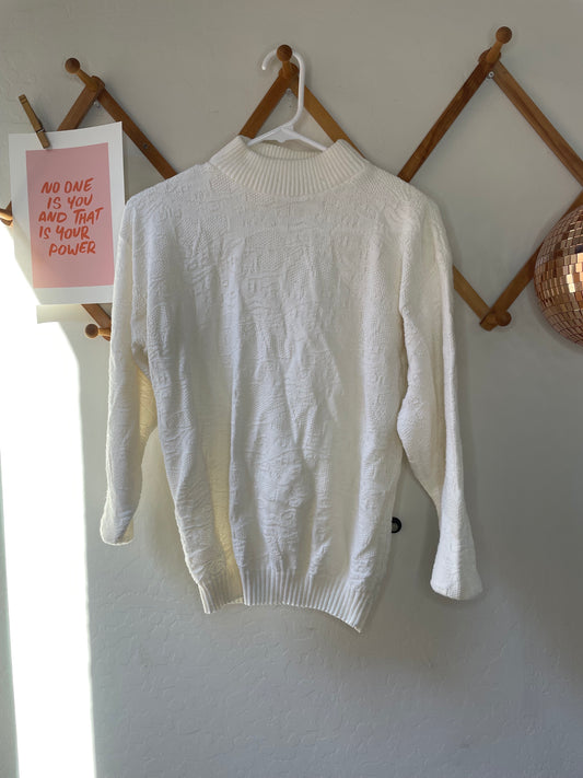 Vintage White Pattern Sweater (S)