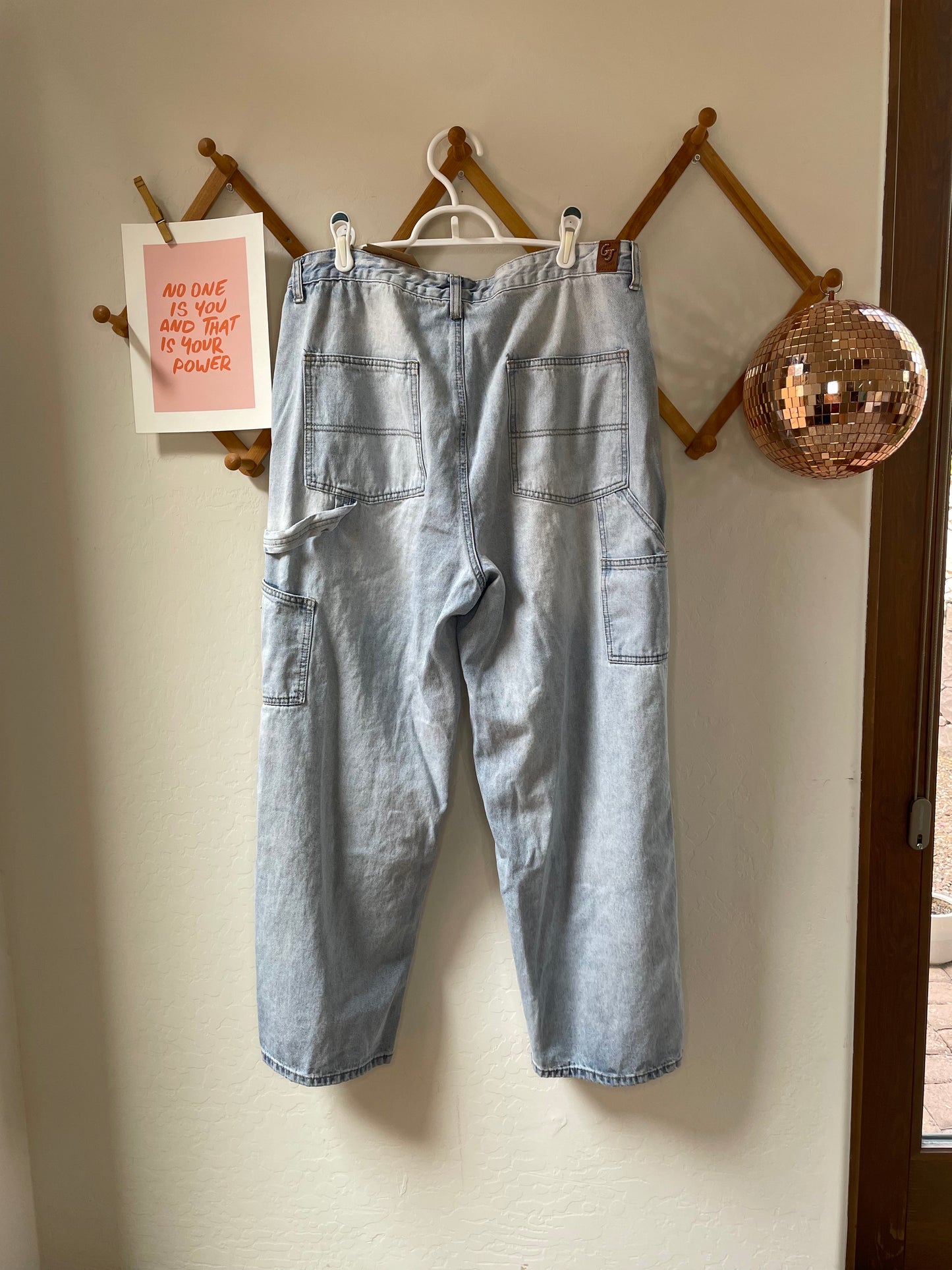 Light-Wash Carpenter Jeans (XL)