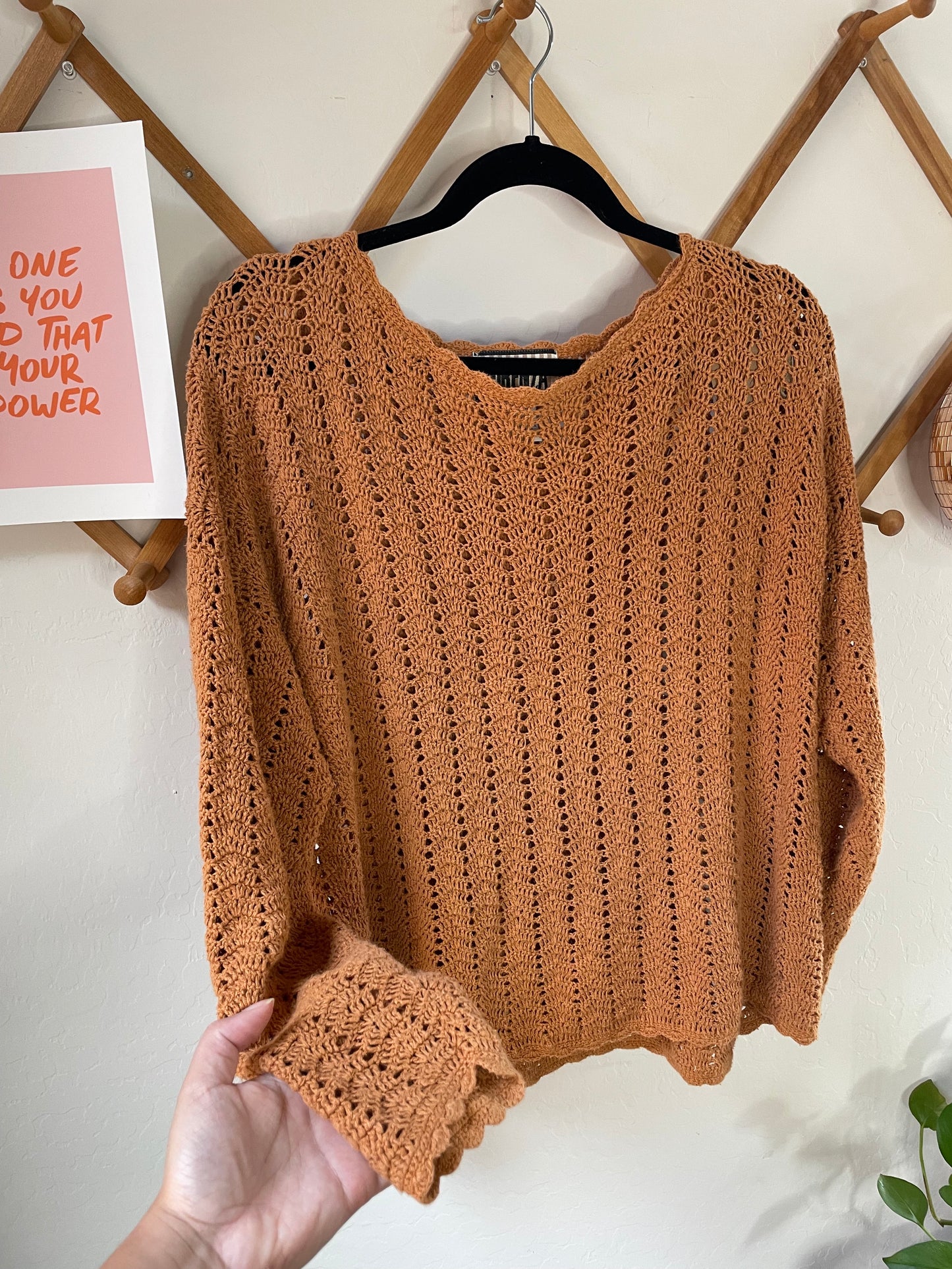 Vintage Scallop Orange Sweater (L)