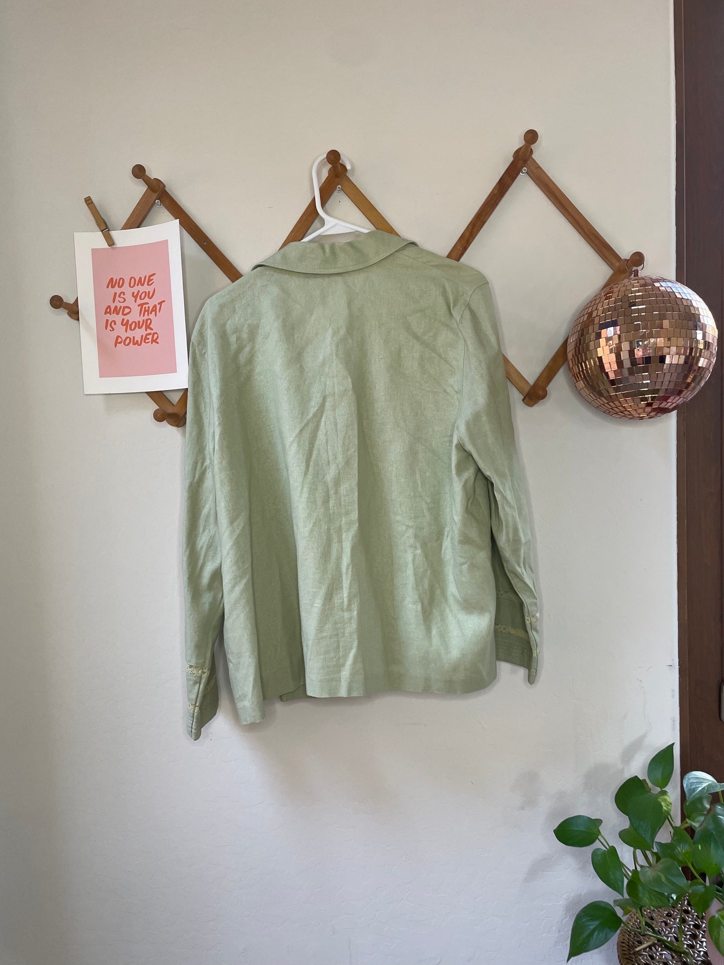 Vintage Matcha Linen Blen Button Up (XL)